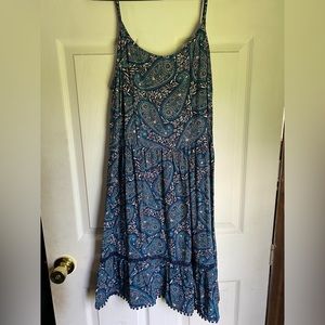 Old Navy dress. Size large.